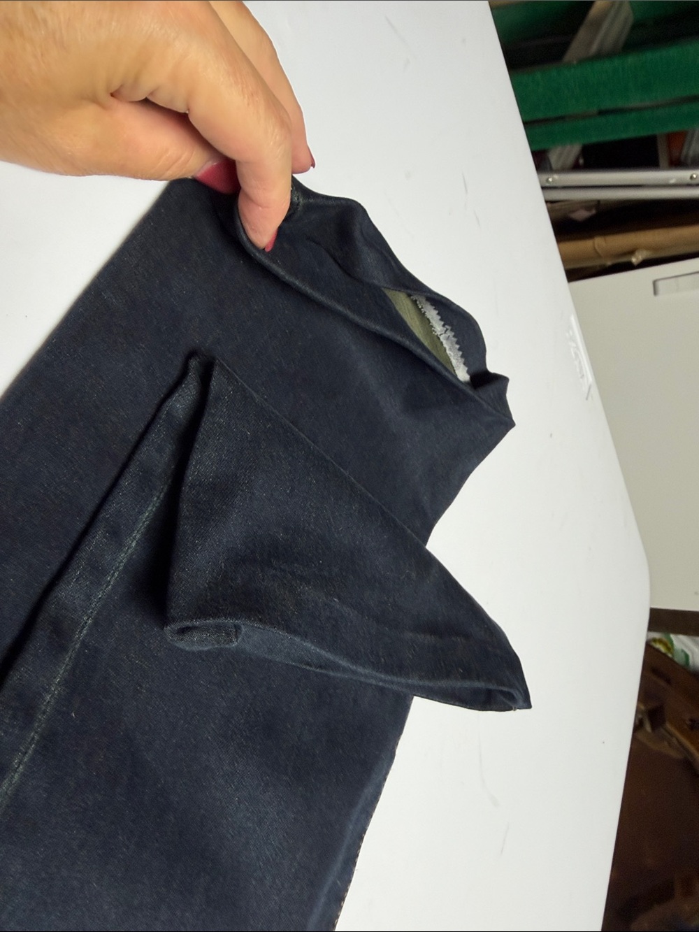 Kut from the Kloth Women's Straight Leg Jeans in Dark Blue Wash - Picture 6 of 6